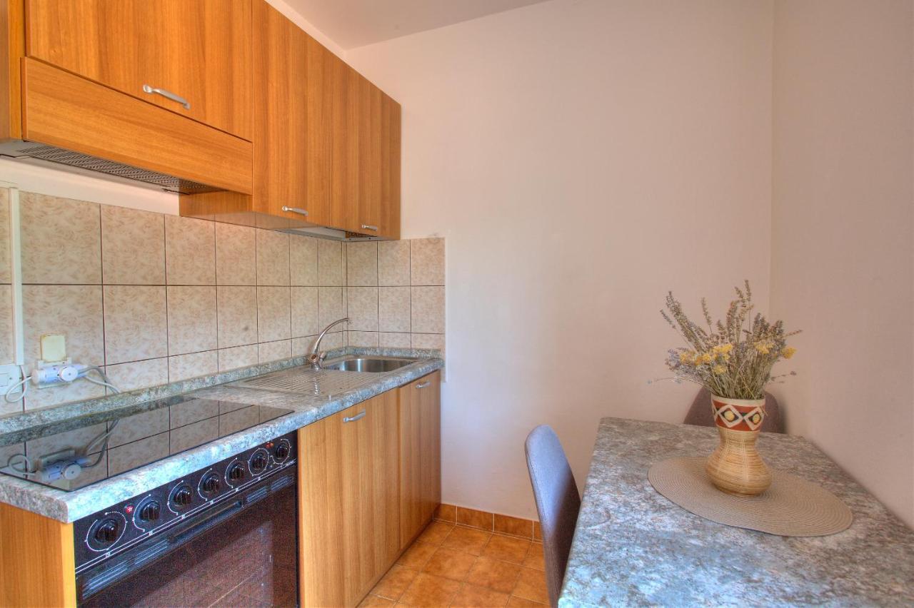 Anmarie Apartments Crikvenica Eksteriør billede