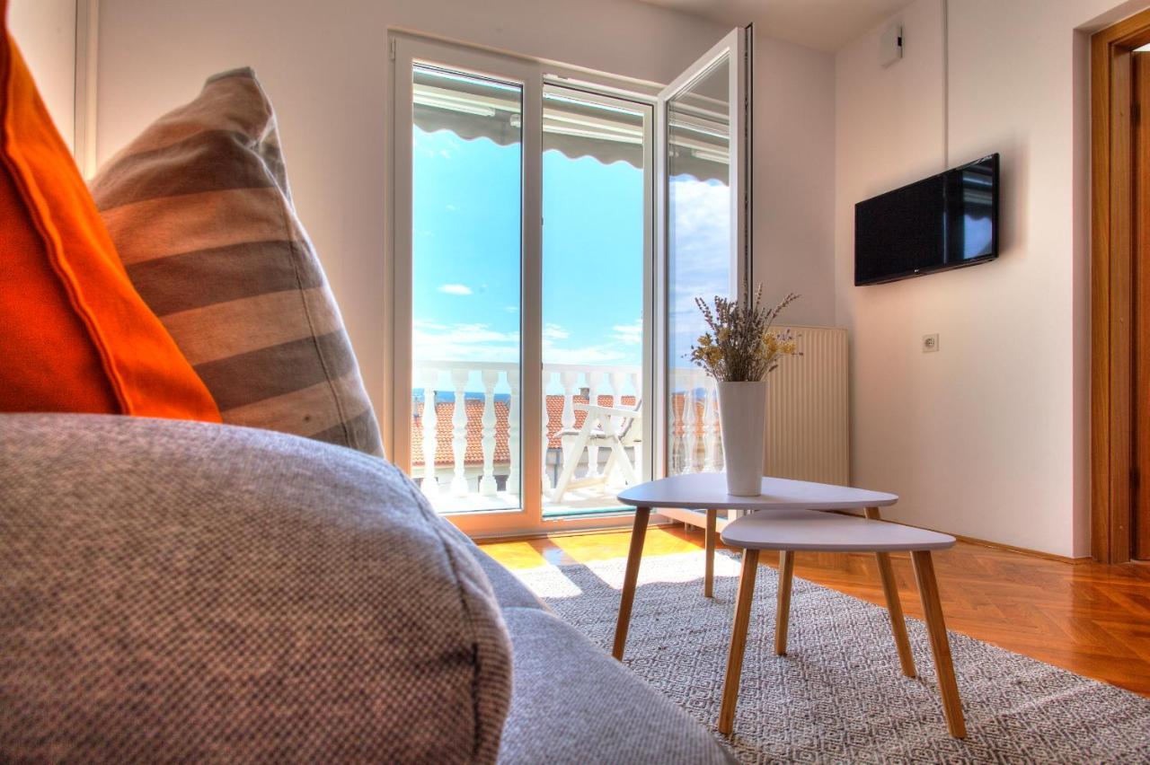 Anmarie Apartments Crikvenica Eksteriør billede