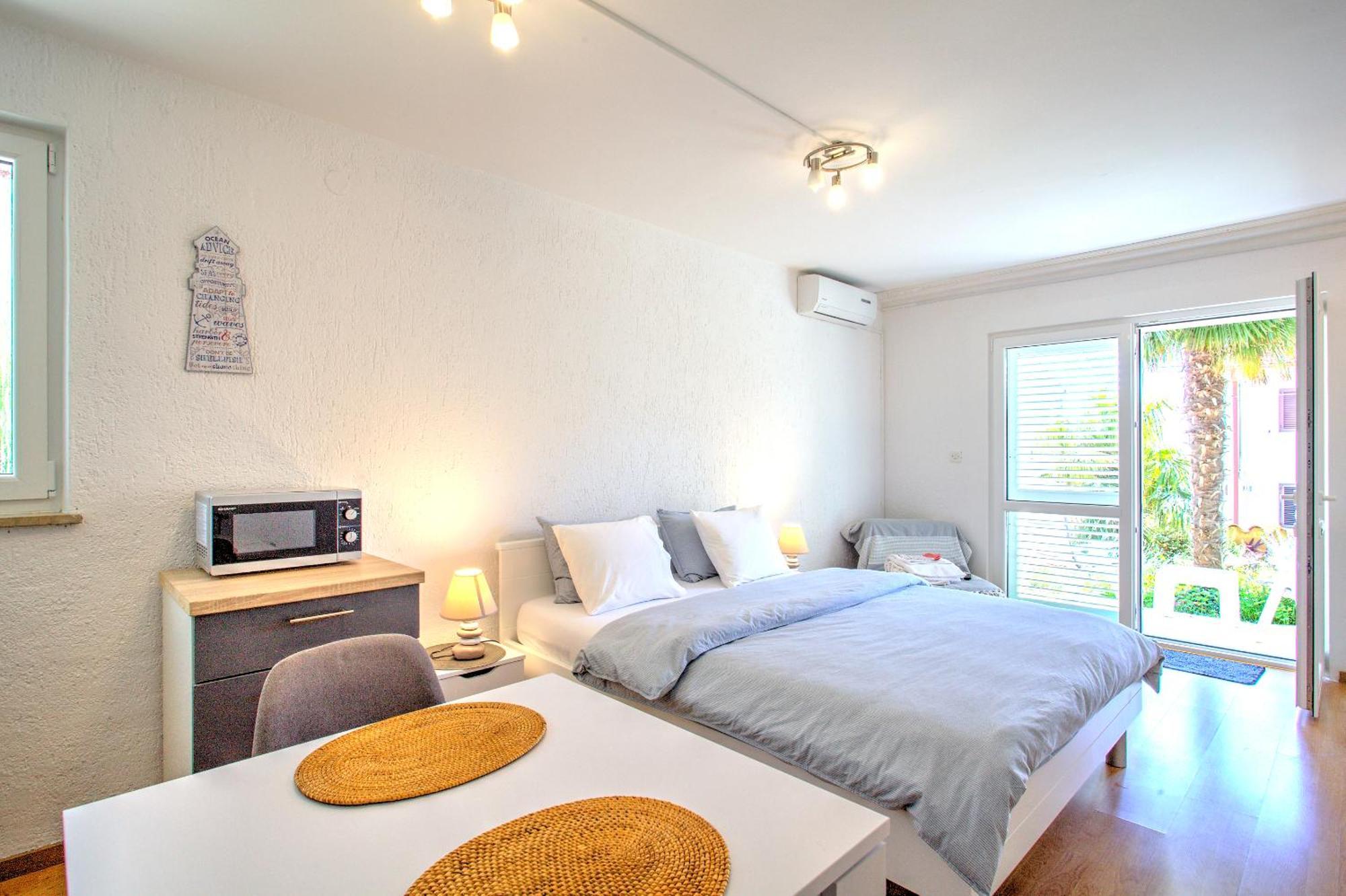 Anmarie Apartments Crikvenica Eksteriør billede