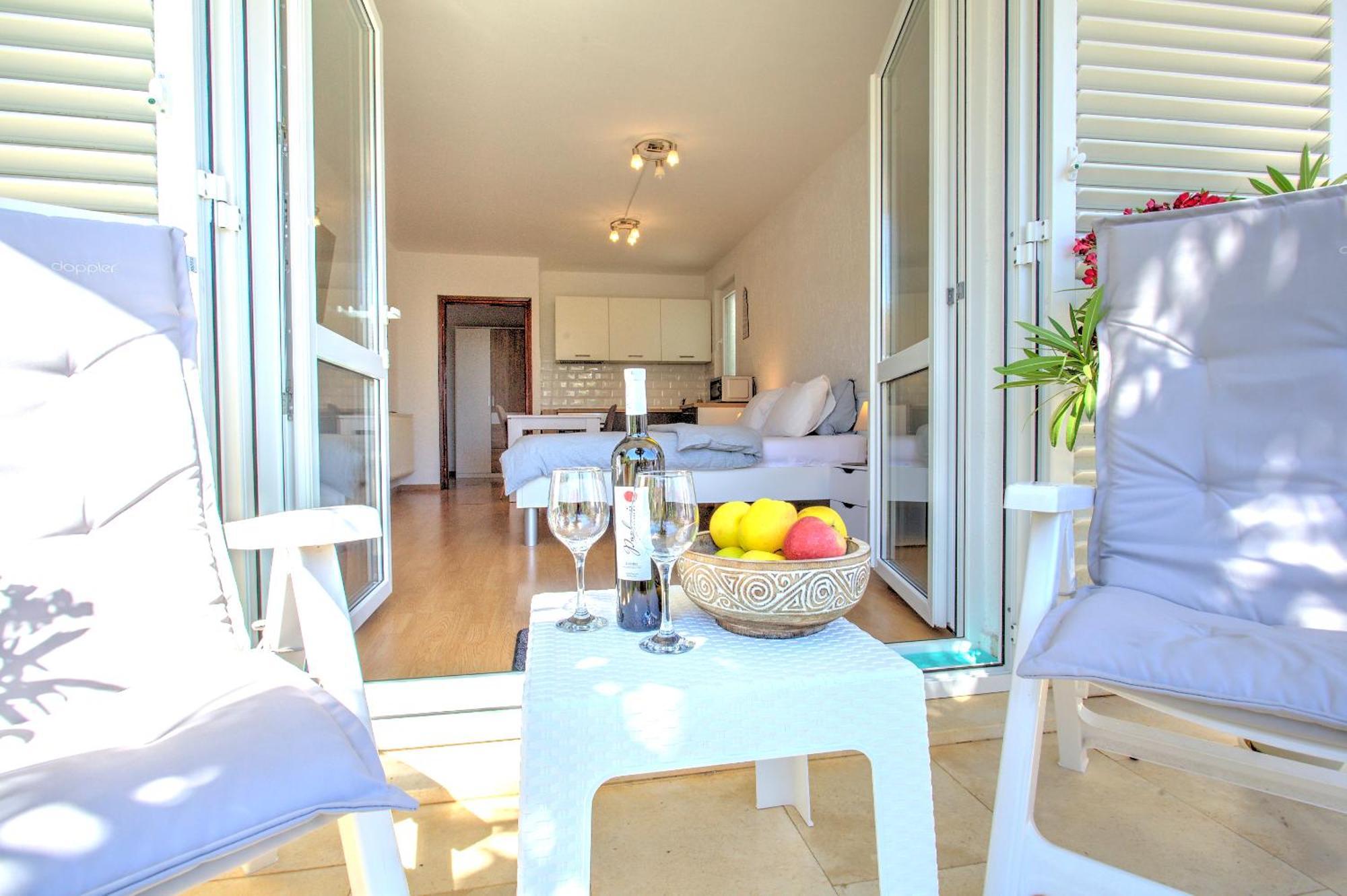 Anmarie Apartments Crikvenica Eksteriør billede
